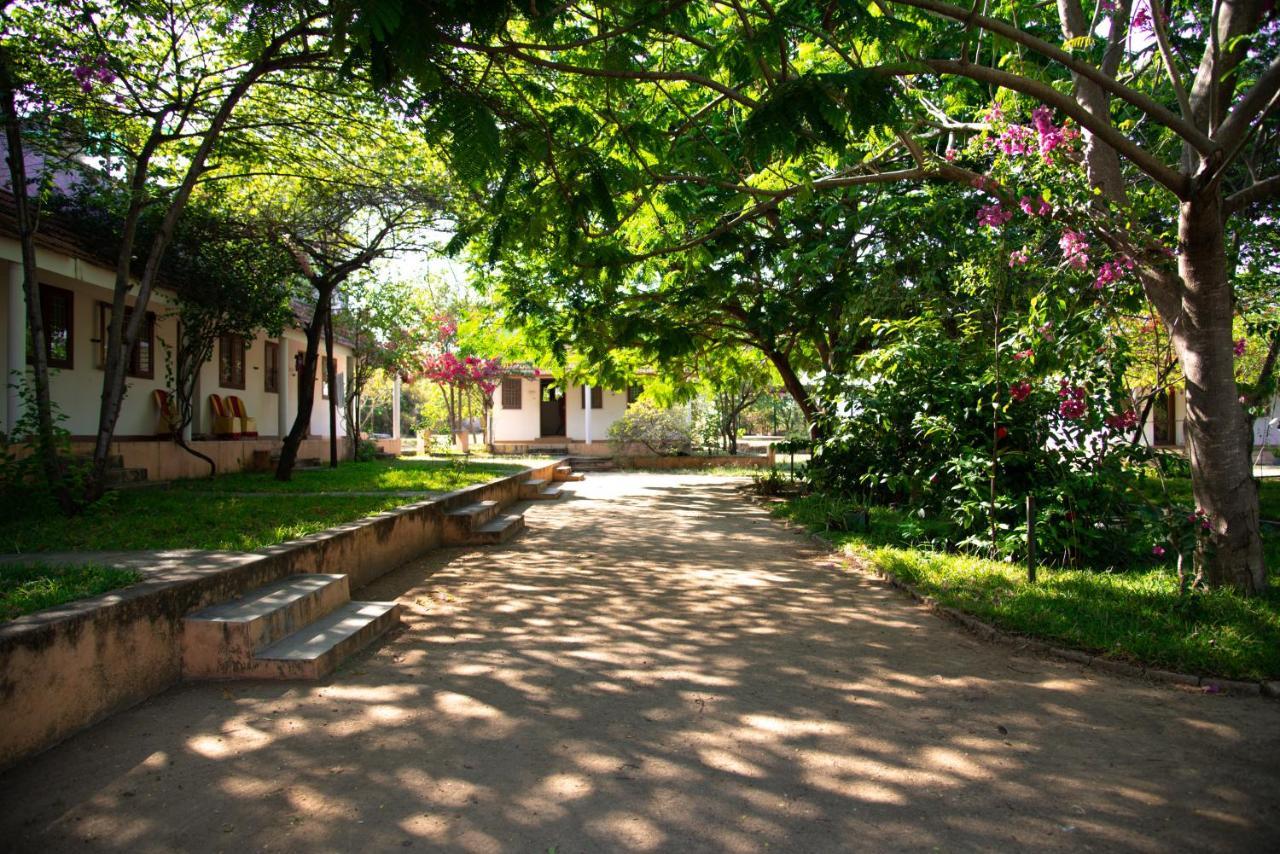 The Mountain Retreat Hotel Tiruvannāmalai Екстериор снимка