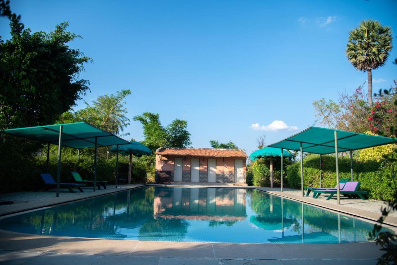 The Mountain Retreat Hotel Tiruvannāmalai Екстериор снимка